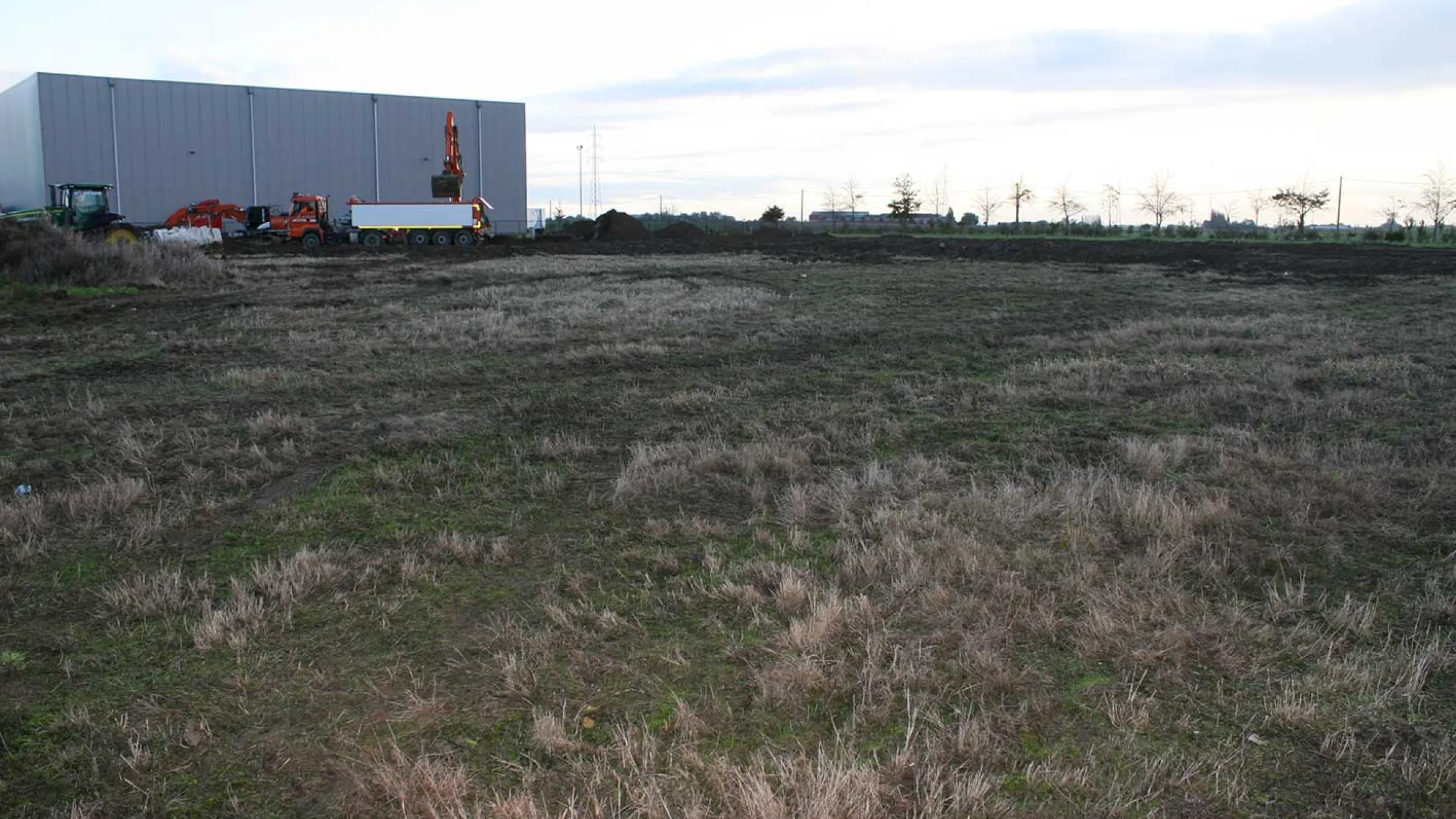 We bieden u 7500m² extra magazijnruimte|Forrez|Uw specialist in banden en velgen